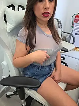 GatitaXD27 online show from 27, 2, 2026