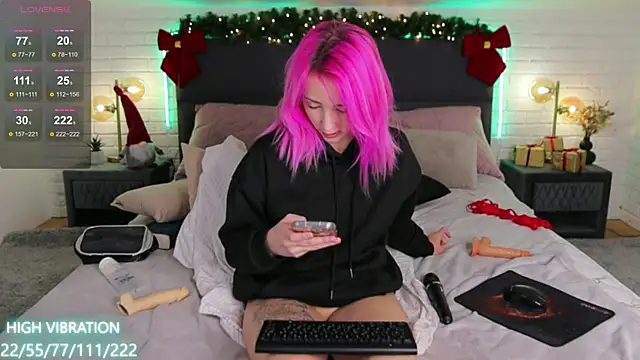 Selena Lily online show from 30, 12, 2024