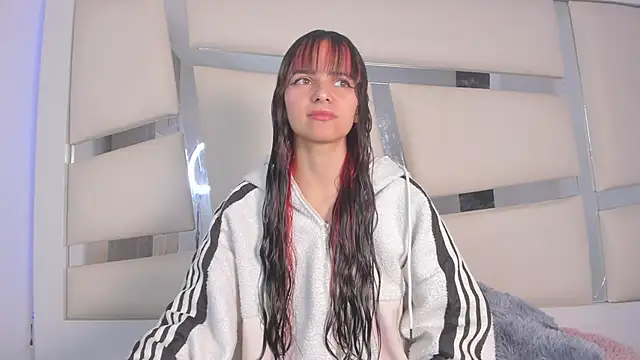 chrystal js online show from 20, 2, 2025