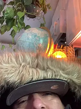 valleyoneofakind online show from 18, 2, 2026