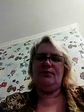 Snapshot of Forest-Lady chatting on 5, 1, 2025 Forest-Lady online show from 5, 1, 2025