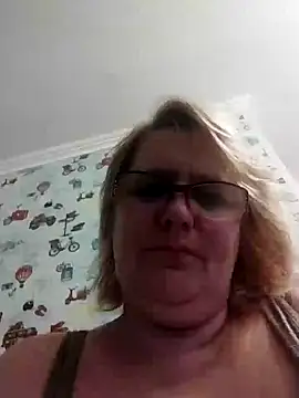 Snapshot of Forest-Lady chatting on 11, 1, 2025 Forest-Lady online show from 11, 1, 2025