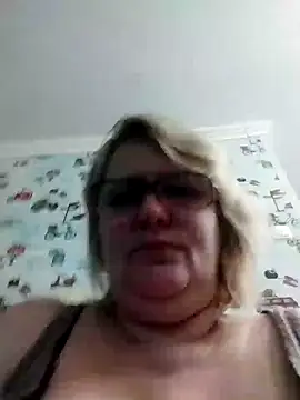 Snapshot of Forest-Lady chatting on 12, 1, 2025 Forest-Lady online show from 12, 1, 2025