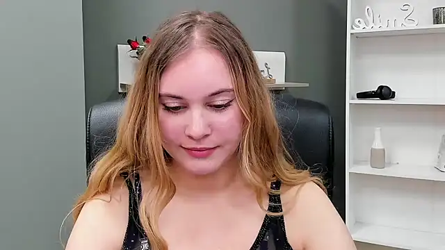 kitty valeria online show from 9, 3, 2025