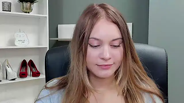 kitty valeria online show from 5, 10, 2025