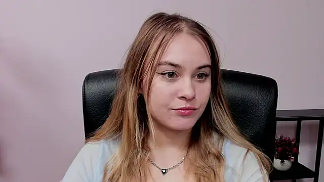 kitty valeria online show from 2, 2, 2026