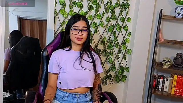 Snapshot of thalia_066 chatting on 13, 3, 2025 thalia 066 online show from 13, 3, 2025