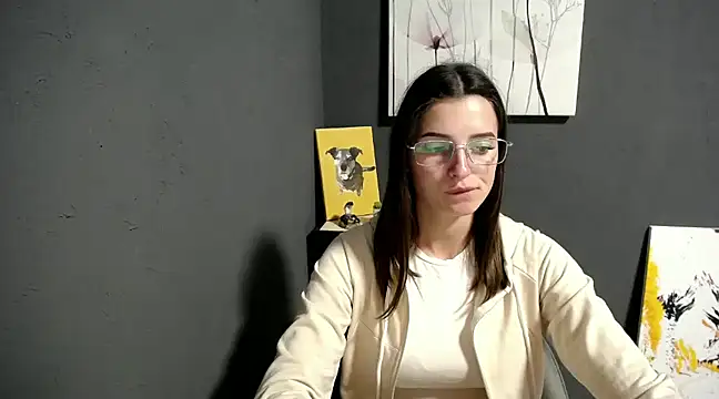 lady olivia  online show from 3, 2, 2025