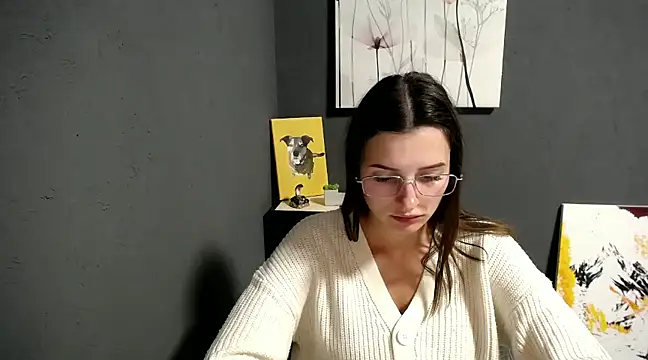 lady olivia  online show from 4, 2, 2025