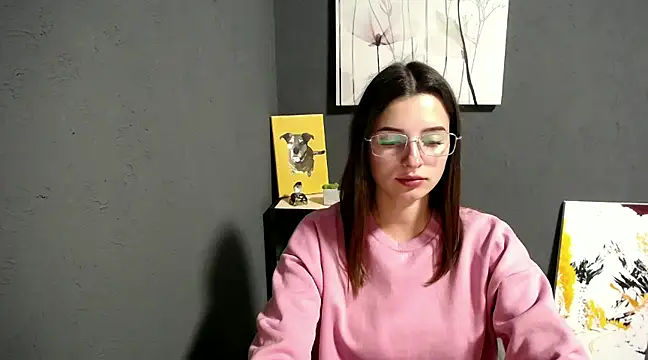 lady olivia  online show from 5, 2, 2025