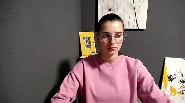 lady olivia  online show from 3, 3, 2025