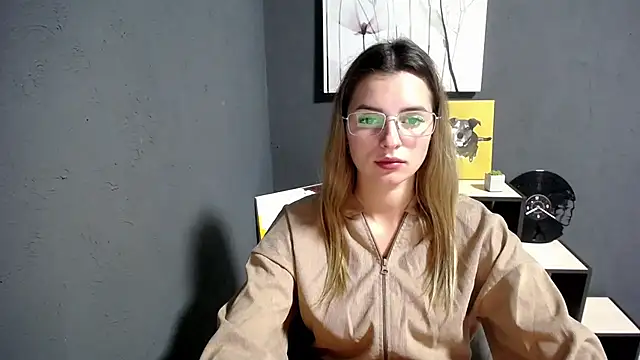 lady olivia  online show from 7, 10, 2025