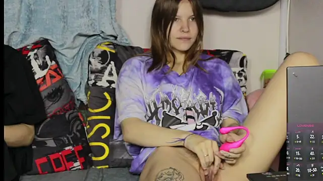 Kamala Adele online show from 6, 11, 2025