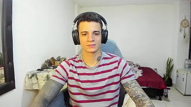 Snapshot of Balo_lovers chatting on 3, 12, 2025 Balo lovers online show from 3, 12, 2025