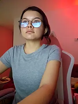 azumiichan online show from 19, 11, 2025