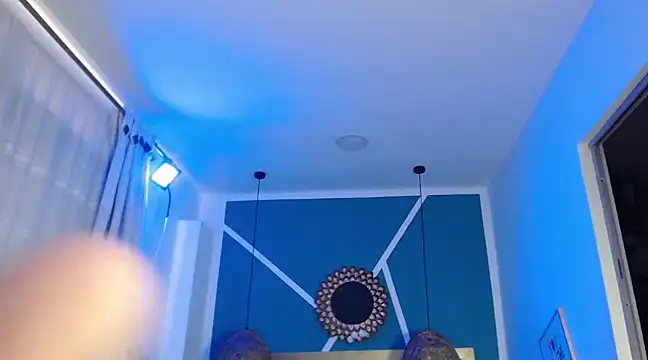 Snapshot of soffiaha_lor chatting on 28, 12, 2024 soffiaha lor online show from 28, 12, 2024