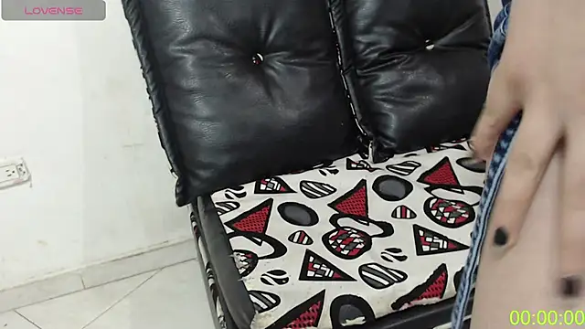 sexcouplehot  online show from 5, 2, 2025