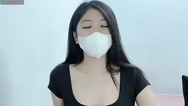 tanhxiu online show from 6, 11, 2025