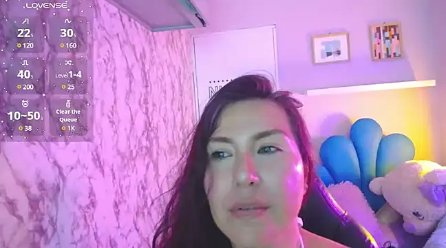 evelyn mature19 online show from 15, 1, 2025