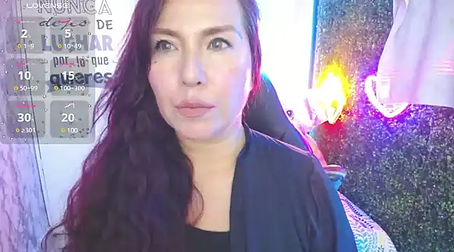 evelyn mature19 online show from 2, 2, 2025