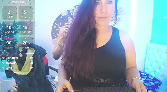 evelyn mature19 online show from 24, 2, 2025
