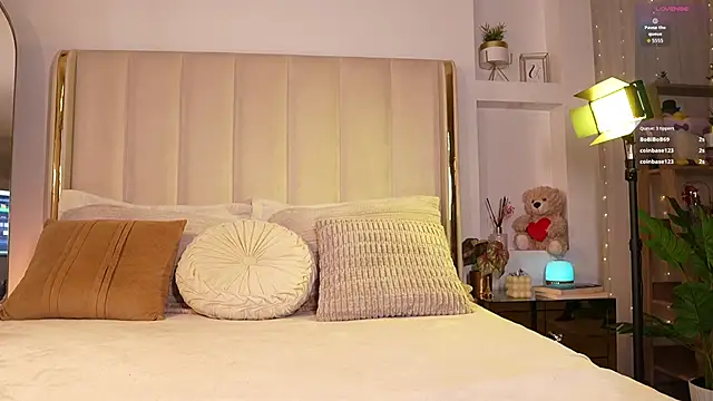 Snapshot of Sary_hott chatting on 16, 10, 2025 Sary hott online show from 16, 10, 2025