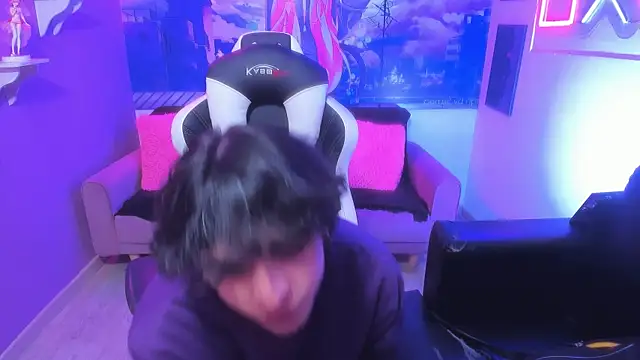 Luke Howland online show from 10, 12, 2024