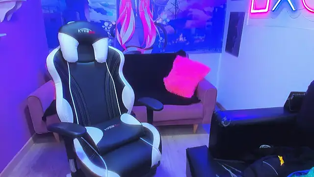 Luke Howland online show from 14, 12, 2024