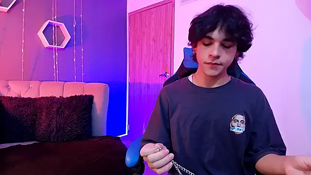 Luke Howland online show from 12, 1, 2025