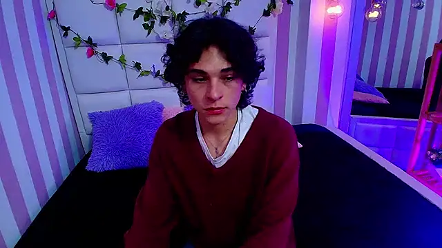 Luke Howland online show from 30, 1, 2025