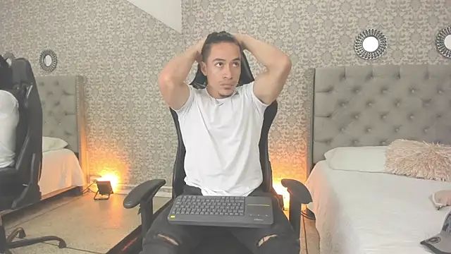 Bryson Collins  online show from 14, 1, 2025