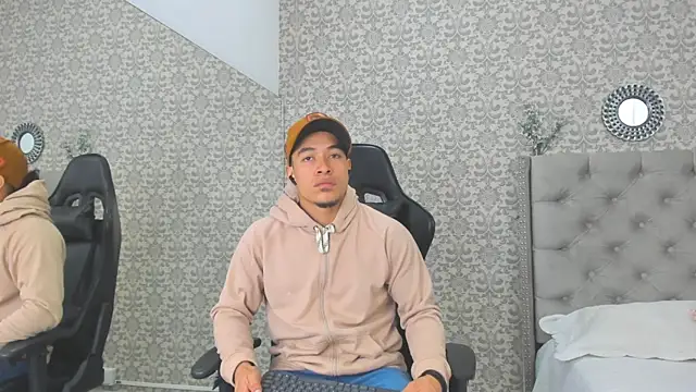 Bryson Collins  online show from 29, 1, 2025
