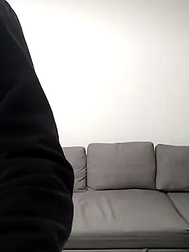 Snapshot of McdyllanXX chatting on 28, 3, 2026 McdyllanXX online show from 28, 3, 2026