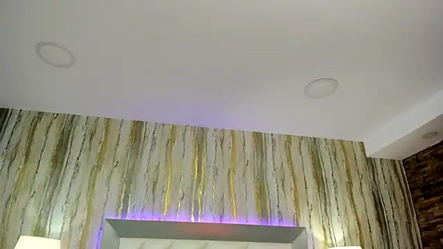 SophiaLaurens online show from 21, 2, 2025