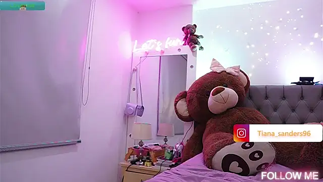 Snapshot of Tiana_sanders chatting on 18, 1, 2025 Tiana sanders online show from 18, 1, 2025