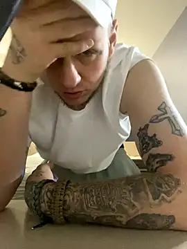 Snapshot of VixyGang chatting on 8, 10, 2025 VixyGang online show from 8, 10, 2025