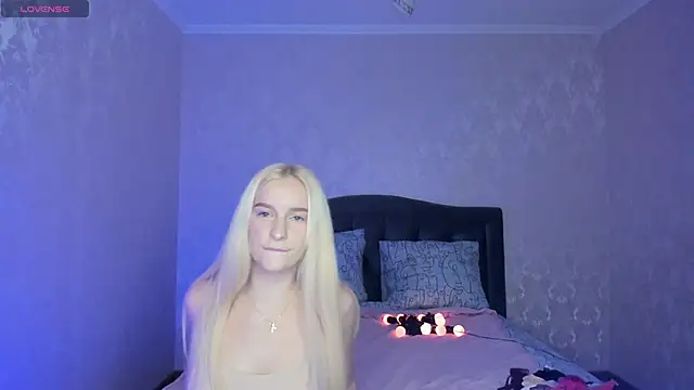 Amanda054 online show from 1, 12, 2024