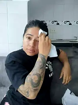 caro sweett online show from 4, 12, 2024