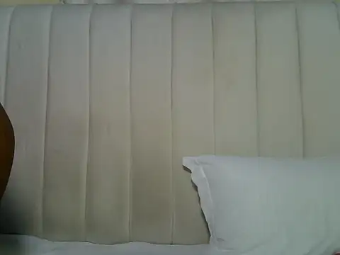 Queen loveer online show from 3, 10, 2025