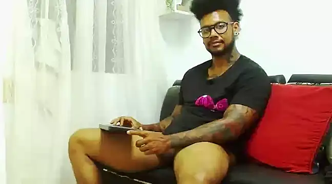 LewisStrong online show from 8, 1, 2025