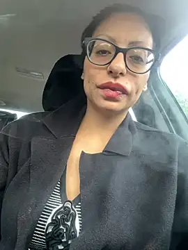 myloveforyouu online show from 17, 10, 2025