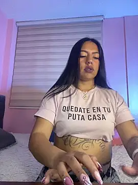 Ivann4 online show from 5, 12, 2025