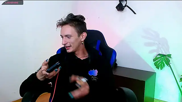 Dan Yagami online show from 16, 10, 2025