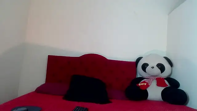 Luluu 08 online show from 4, 2, 2025