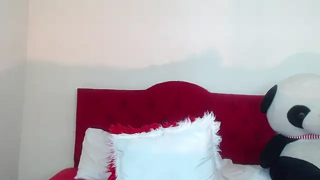 Luluu 08 online show from 26, 2, 2025