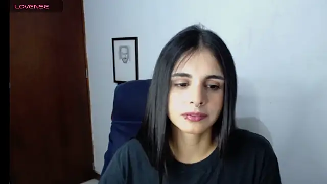 Snapshot of alma_violeta chatting on 22, 10, 2025 alma violeta online show from 22, 10, 2025