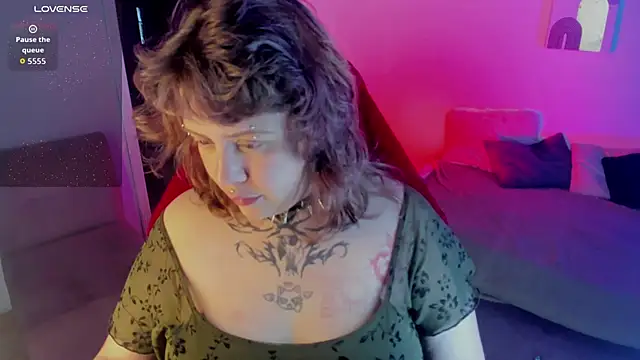 Snapshot of Sabrina_scarlett chatting on 21, 10, 2025 Sabrina scarlett online show from 21, 10, 2025