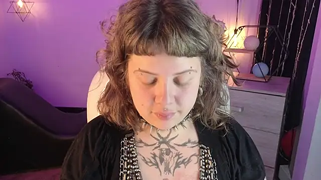 Snapshot of Sabrina_scarlett chatting on 29, 10, 2025 Sabrina scarlett online show from 29, 10, 2025