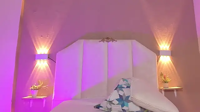 Snapshot of Juliette__3 chatting on 12, 2, 2026 Juliette 3 online show from 12, 2, 2026