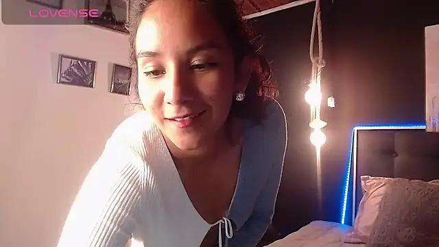 Snapshot of PoisonIvy15_ chatting on 16, 12, 2024 PoisonIvy15  online show from 16, 12, 2024
